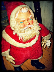A perfect Santa figurine for Stephen King who probably has one in his house already.