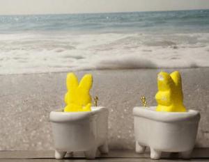 I may not understand the concept with the bathtubs in the Cialis commercials but this is very clever.