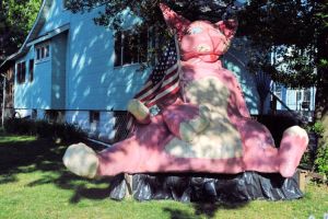 Ladies and Gentlemen, allow me to introduce the Pink Panther's (from the cartoon not the movie) little known American cousin. Of course, you wouldn't know him since he's considered an embarrassment.