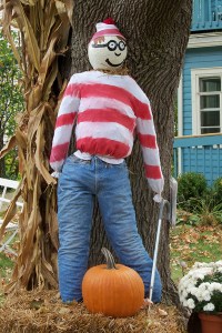 Of course, a scarecrow of Waldo isn't really that hard to spot. Still, it's pretty funny.