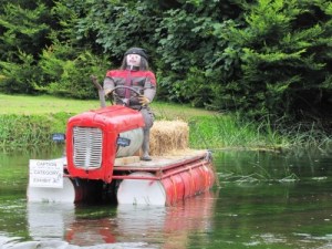 Of course, this is how people go on fall hayrides in Venice, Italy. Still, I'm not sure about the whole water hayride bit.