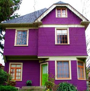 Now I really like purple. In fact, it's my favorite color. But I don't know what to think about Dracula's taste in exterior decorating.