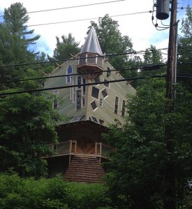 However, there is such a thing as being too much unconventional that it makes the house seem like a residence for a Dr. Seuss character.