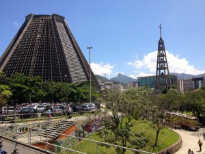 Oh, shit. It's Rio's Sao Sebastiao Cathedral, named after the Catholic Diocese's patron saint. It's said to be inspired by Pre-Columbian architecture. Guess the effect didn't turn out right as the architect thought. Still, it's said to light up at night and have an amazing interior.