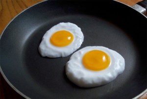 Of course, you wouldn't want these eggs for breakfast. Yet, they're on the skillet anyway for display purposes.