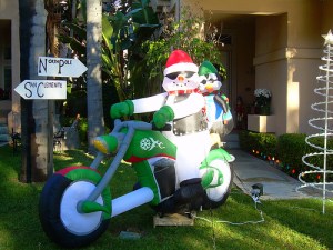 Uh, doesn't it get hot when you turn on a motorcycle? I mean people wear leather jackets on them for a reason. Still, it's a wonder Frosty is able to retain shape while riding one.