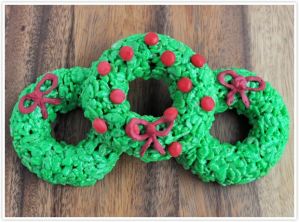 You won't believe how many stuff I've seen made from marshmallows and Rice Krispies. These are among the very best, especially since they're dye green.