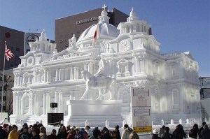 Now this 17th century building was designed by Christopher Wren after the Great Fire of London. It has such an important stature in Britain that all London buildings must not obscure people from seeing it.