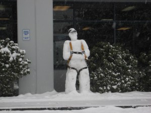 If he wants to scale a building, he better be careful. Else, he might end up like the snowman I showed earlier. You know, the one with the backpack.