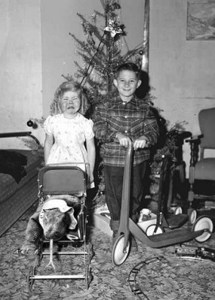 What Jenny really wanted was an alligator purse, not an actual gator in the stroller. You can see why she's very upset right now. Then again, the stuffed alligator might've been for one of the parents but it got mixed up.