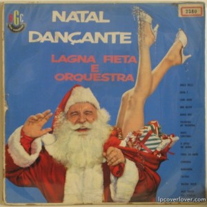 I know that the title translates to: "Christmas Dance Party" from Portuguese. Yet, when I see a picture of two lets sticking out from a sack, I don't think the term "dance party" comes to mind. Seems like Santa Claus has some explaining to do.