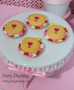 I like how all the hearts are around the creamy part of the cookie sandwiches. Seriously, these cookies are just so adorable.