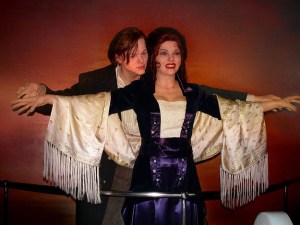 This waxwork makes the movie's iconic scene less romantic and much more terrifying. Seriously, Leonardo DiCaprio seems to resemble a psychokiller about to push Kate Winslet off the ship.