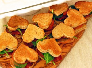 Of course, I'm not sure if those are regular sandwiches or BLTs. Then again, it's okay to look under them, is it?