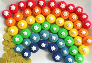 Yet, unlike skittles, most of these cupcakes will taste like vanilla. But I'm sure that the coins are chocolate, but they probably taste bad.