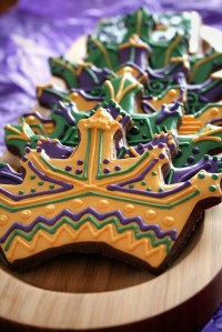 What's even better about these cookies is that they were made from chocolate dough or gingerbread by what it looks like. Still, they all seem to have intricate designs.