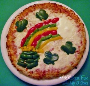 Of course, since peppers only come in red, green, and yellow, the rainbow doesn't have a lot of color variation. Yet, this pizza is quite inventive and I do like the shamrocks.