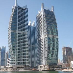 I'm sorry with resorting to vulgarities. But when I look at it, I just can't help thinking about how it looks so much like a glittering giant snatch.