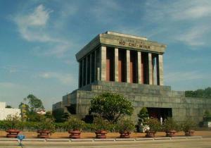 Still, while cruel observers remark on how it resembles a Greco-Roman public toilet, I think it's just a Soviet style rip off of the Parthenon. Of course, Ho Chi Minh wished to be cremated but that didn't happen.