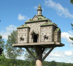 Sorry, but I couldn't resist that pun. But still, I hope it has those interwar luxury interior accommodations and nothing resembling anything from the post WWII era. Still, I'm sure it houses a lot of birds during the seasonal migration periods, particularly rich ones.