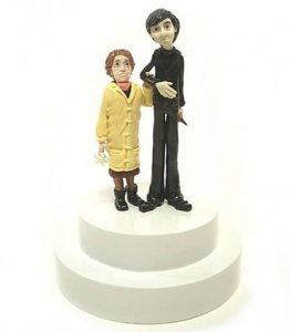 Sure it's a 1970s film about a barely legal emo teen and a geriactric bohemian old enough to be his grandma. But still, at least it has a good storyline, a strong female lead, and a Cat Stevens soundtrack. Also, at least it's not a romance between 17 year old girl and a 107-year old vampire who hangs out at her high school. Now that would be very creepy.