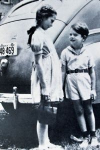 You may know who Shirley MacLaine is if you've seen Downton Abbey. However, she had a little brother named Warren Beatty who was known to be the hottie of his day. He also directed Reds and is currently married to Annette Bening.