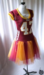Now these NFL tutus tend to be catered to young girls which is fine by me. However, they also sell these to women which makes them look like idiots.