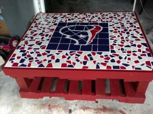 I'm sure this took a long time to build and put in a mosaic. Of course, the person who made this at least supports a team with an easy logo.