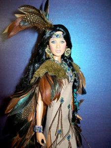 Yes, she has blue eyes. But she has lots of feathers all over her. Besides, I like her better than the other Native American dolls I've seen on Pinterest.