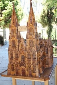 This must've been carved by someone with a great deal of talent, attention to detail, and an ungodly amount of patience. And it was most likely not carved by a chainsaw.