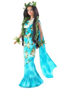 Of course, being from the South Pacific, she always has to be covered in vines and flowers. Still, love her blue and flowery dress. Wonder if Polynesian Ken looks like Troy Polamalu though.