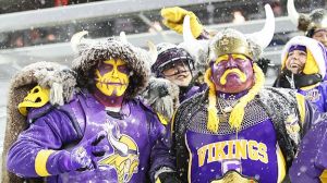 Now a KISS Vikings fan and a guy dressed as a Viking. Wonder how they thought of that. But at least one of them will certainly be warm.