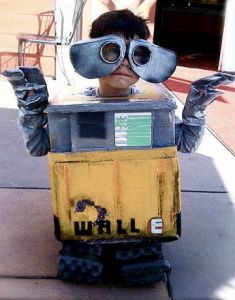 Now this is so adorable. I wonder if he has a sister dressed up as EVE. Then again, EVE and WALL-E are robots and don't need to have gender.