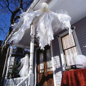 Of course, this is made from some stuff you might be able to find at a craft store or a trash heap. Yeah, probably doesn't look as scary in the day time.