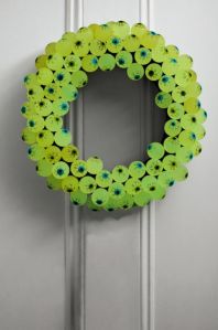 Now this eyeball wreath is super creepy. I mean regular eyeballs are disturbing enough. Glow in the dark eyeballs, now that's a whole new level of creepiness.
