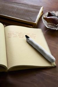 Yes, this is a finger pen. Yes, you can write with it. Yes, it's creepy as hell. Don't ask.