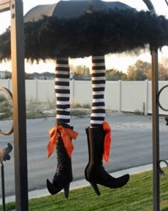 I've seen a few of these on Pinterest. Actually I've seen a lot of these. And yes, this usually requires an umbrella.