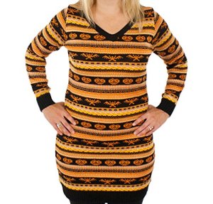 Now this doesn't look very flattering. Something about this tells me that this woman may be thinner than she looks. Not sure what.