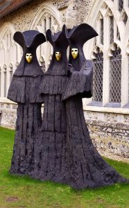 Now these look so creepy because they almost seem real. I swear I've seen pictures of people dressed like that at a Venice carnival.