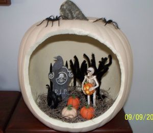 Now this one seems quite simple to make and doesn't seem to require a lot of materials. Of course, the trees are made from pipe cleaners and don't seem very big.