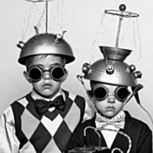 Guess these two are either space aliens or inspectors at some nuclear power plant. Not sure which.