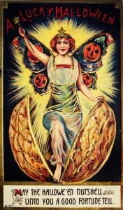 Of course, I can guess this is a vision a card designer got after drinking too much absinthe. Yeah, kind of freaky if you agree with me, especially with the jack o'lanterns on her wings.