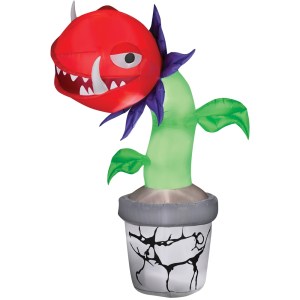Despite its saber tooth jaws, it doesn't look like the kind of plant that would swallow people whole. I think Audrey II from Little Shop of Horrors was much scarier.