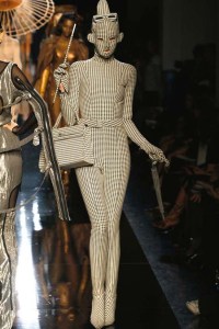 Yes, this is the pattern you wear for business apparel. And she has it all over her. Kind of overdoing it if you ask me.