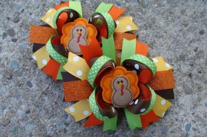 Now these are so adorable with some ribbons and felt. Still, probably worn by kids.