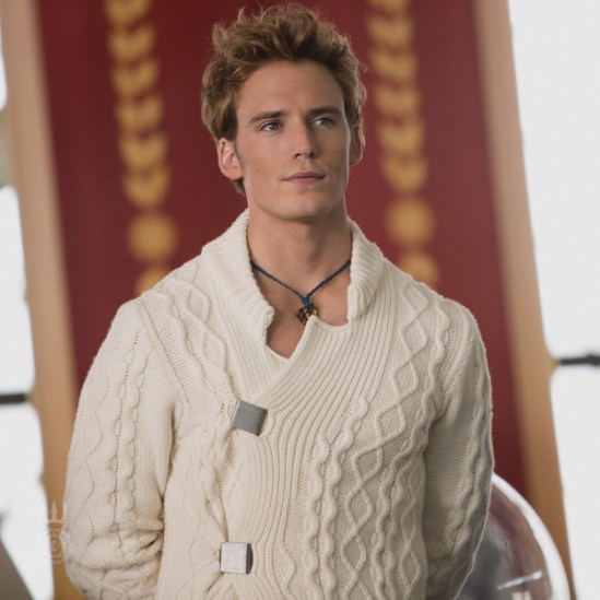 Finnick-Capitol-Couture-600x600