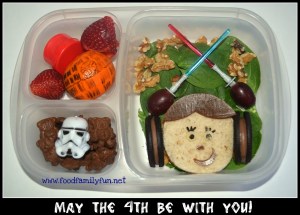 Now this includes a Princess Leia sandwich with a Death Star orange. Still, I like how they used Oreos for Leia's hair.