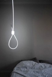 noose-hanging-lamp