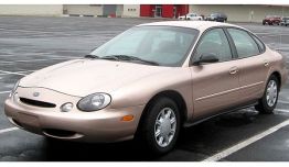 030_ford_taurus_