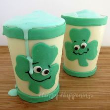 Yes, these are so adorable to make you melt. And the best part is you can eat the cups.